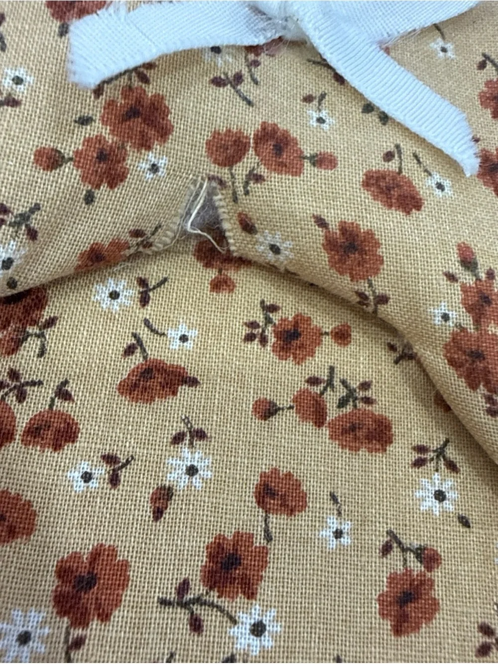 VTG 80s Lace Padded Floral Fabric Photo Album Cottage Core Scrapbook Brown Muted